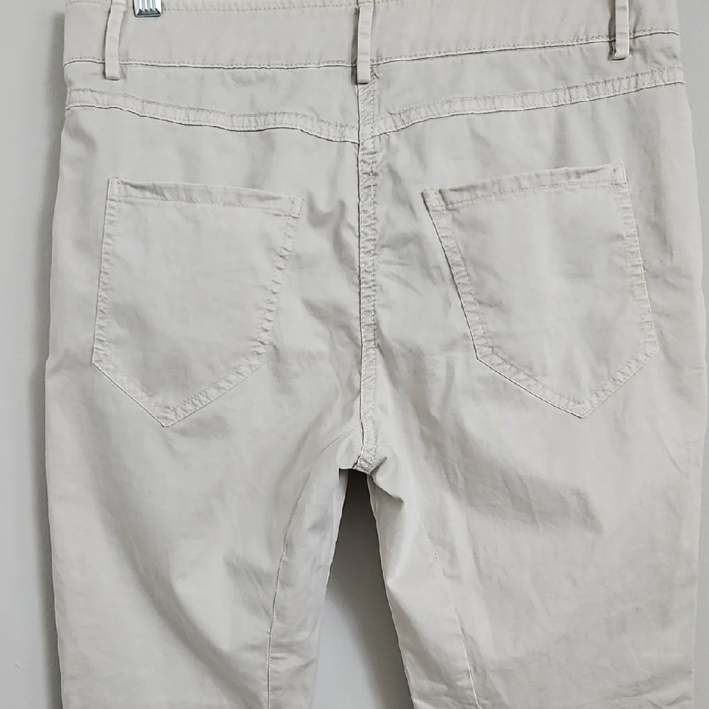 Brunello Cucinelli Women's Beige Tapered Straight Leg Pleated Pants 42 US 6 - Picture 10 of 15